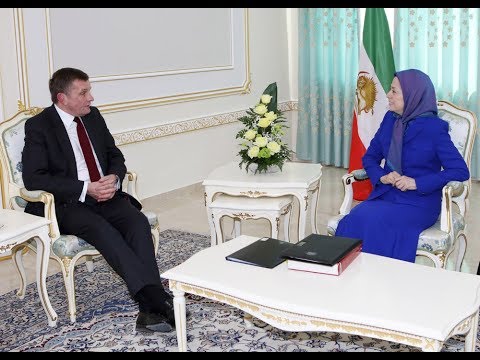 Rt Hon David Jones, British MP, meets with Maryam Rajavi