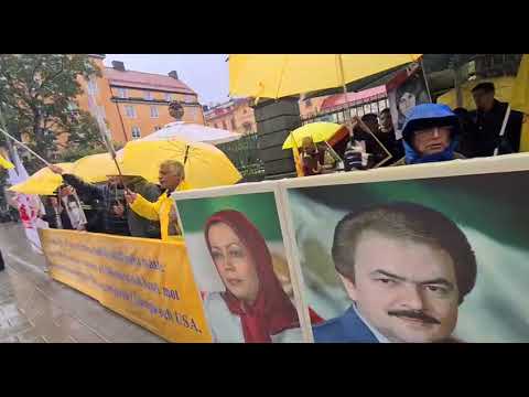 تظاهرات ایرانیان آزاده و هواداران سازمان مجاهدین همزمان با دادگاه دژخیم حمید نوری در استکهلم