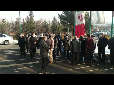 سومین روز از تجمع اعتراضی کارکنان رسمی مخابرات آذربایجان شرقی در تبریز