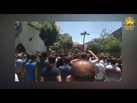 Strike And Demonstration Of Iran’s Shoe Manufacturers In Tehran Market