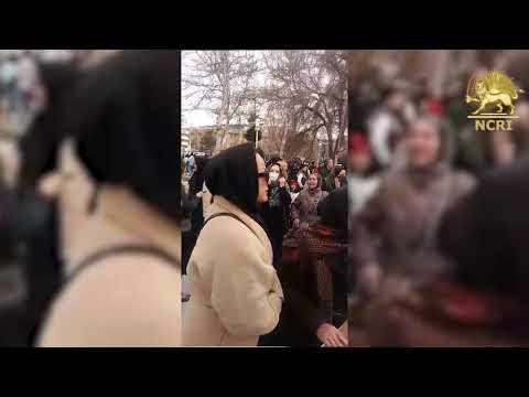 Iran Security forces use tear gas, pepper spray to disperse protesting teachers