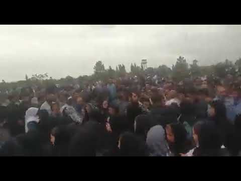 خاکسپاری شهید قیام راه آزادی دانش رهنما در ارومیه