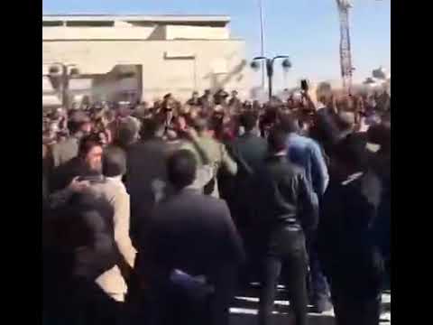 تجمع مالباختگان بورس با شعار مرگ بر روحانی در تهران