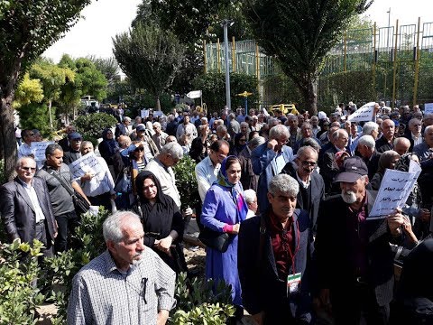 Iran Retired employees rallying in Tehran