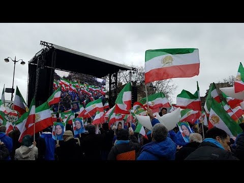 Iranians Protest in Paris for a Free Iran - Feb 8