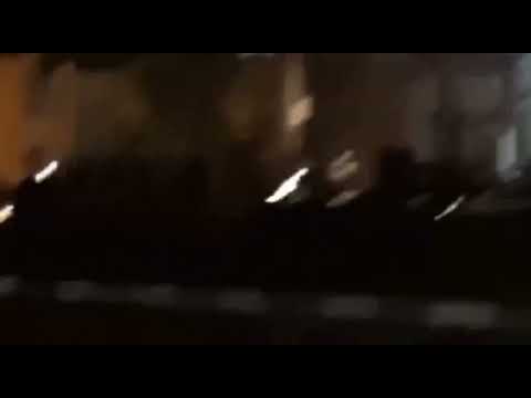 حمله نیروهای سرکوبگر انتظامی به تظاهر کنندگان در شهرکرد - ۲۵ اردیبهشت