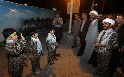 Children-encouraged-with-war-and-violence-in-theme-park-in-Iran-400