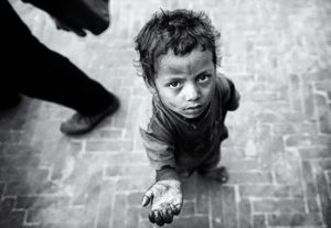 iran-Poverty-Child-Tehran-3