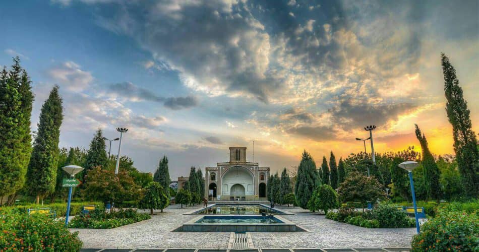 Naaji Garden in Yazd, the capital of Yazd Province in Iran. Yazd it is currently the 15th largest city in Iran. The coronavirus in Yazd Province has reached 1,761