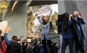 Iran-students-uprising-800