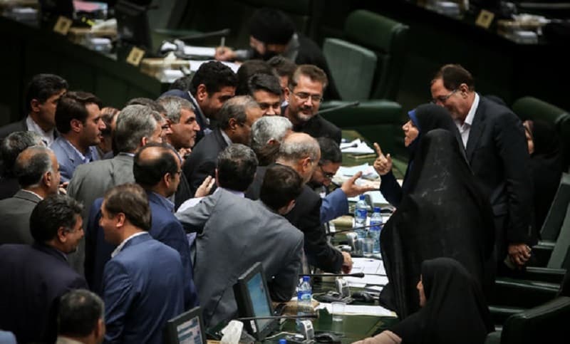 The Iranian regime’s parliament’s public session on Wednesday and faction infighting once again reflected the regime’s crisis’s depth.