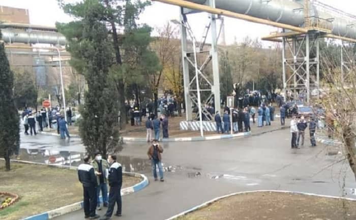 Workers of the Isfahan steel company hold a protest - December 6, 2020