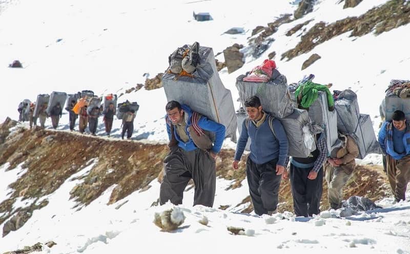 After eight days, the frozen body of five Iranian porters were found by the residents of the area in Urmia province. The five porters had an accident due to an avalanche on January 18, and unfortunately they died.