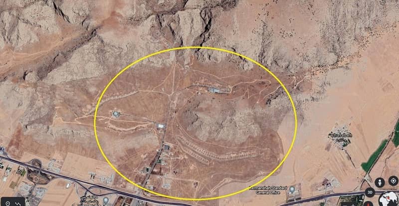 Satellite imagery, Panj Pelleh Site, east of the city of Kermanshah