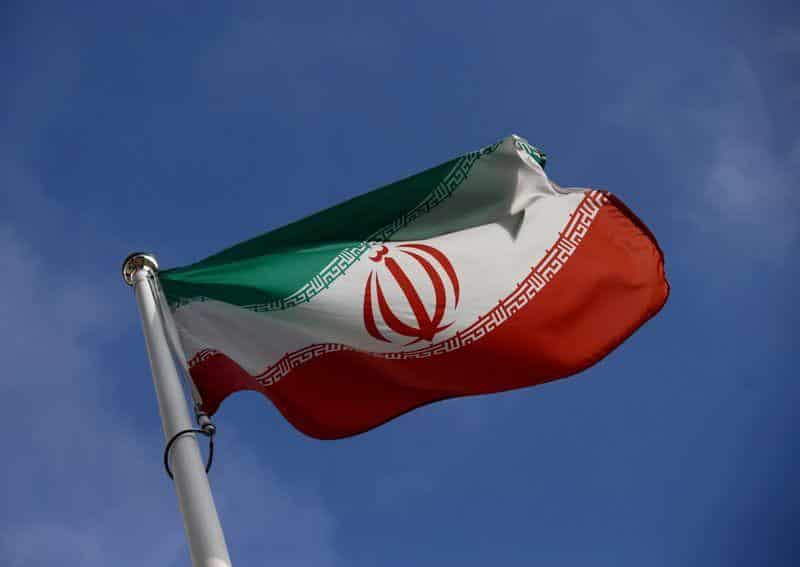 reuters-iranian-regime-flag