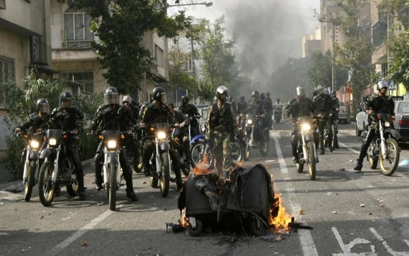 Iran-police-force-motorbike