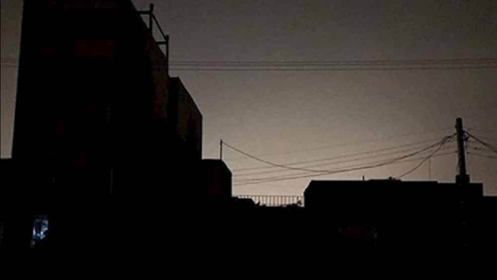 Cities across Iran are reporting lengthy and unannounced blackouts