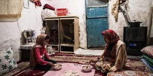 A-third-of-Iranians-living-in-absolute-poverty