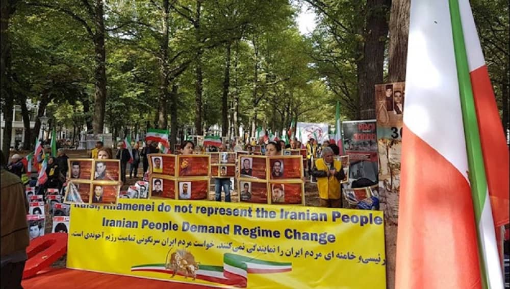 Global-Demonstration-by-Supporters-of-the-MEK-16