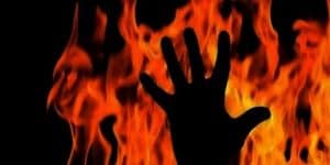 Self-immolation-suicide-in-Iran-750x375