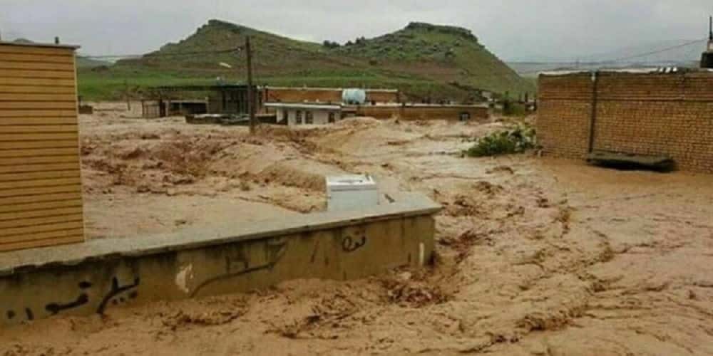 Iran-Land-of-floods-and-droughts-min