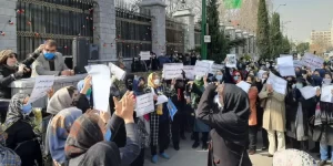 Iranian-teachers-protests