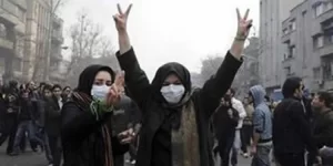 Iranian-women-refuse-to-bow-down-despite-43-years-of-repression
