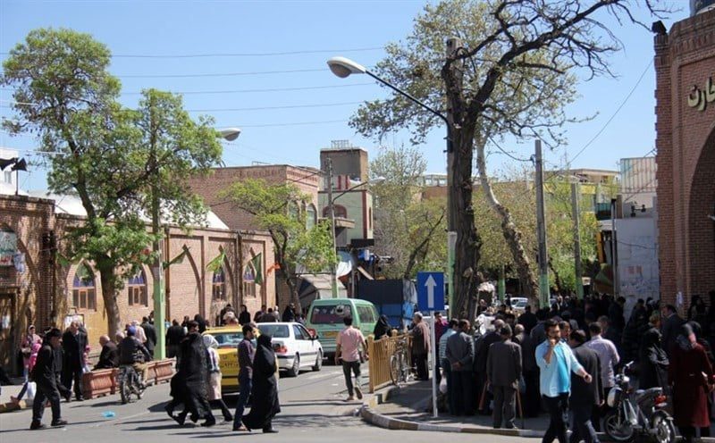 iran-khoy-bazaar-e1648969510312