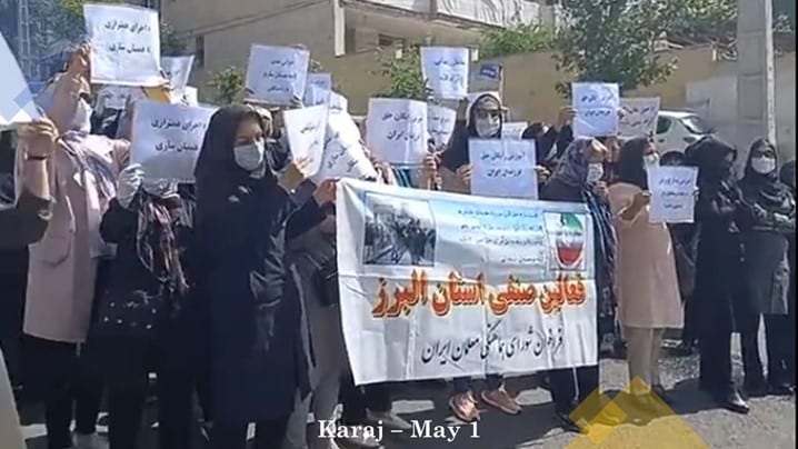 iran-teachers-protests-01052022-20