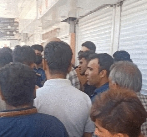 Koohchenar-–-Bazaar-merchants-on-strike
