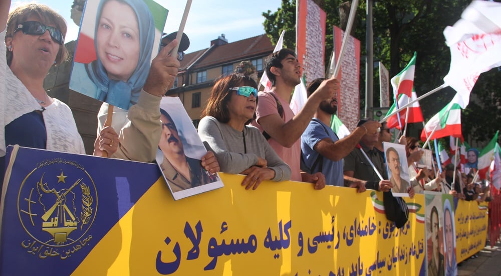 iranians-sweden-protest