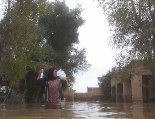 iran-floods-03