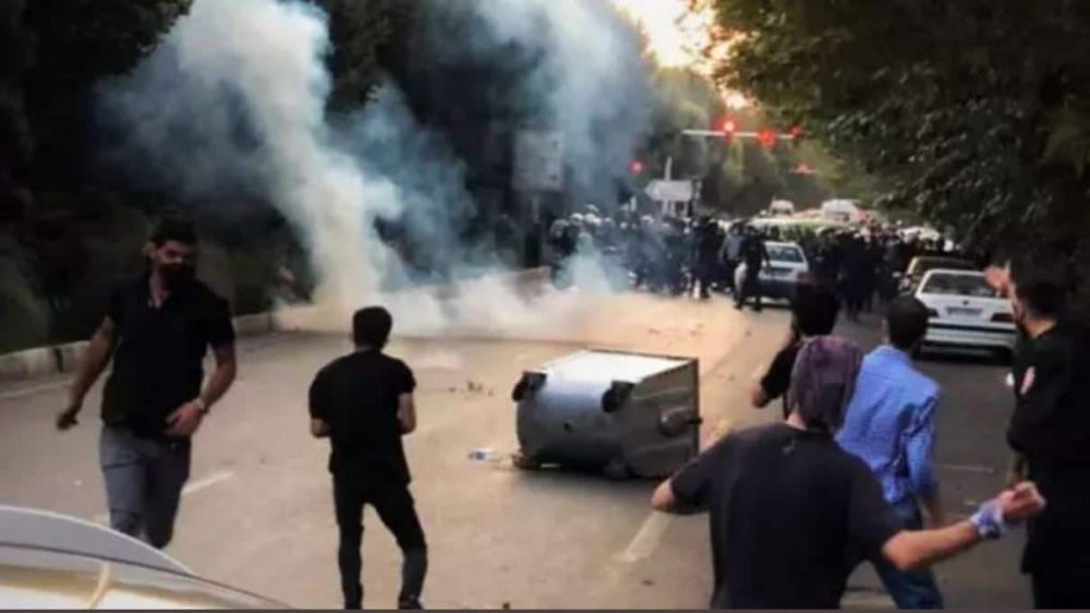 Iran-protests-tehran-e1667167081765