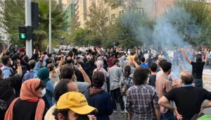 iran-uprising-street