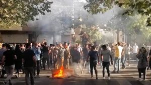 iran-uprising-streets-protests