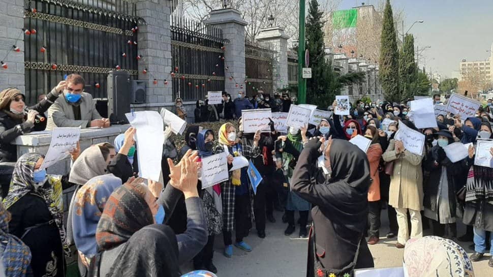iran protests teachers march 2023
