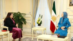 meeting with italian senator Cinzia Pellegrino maryam rajavi