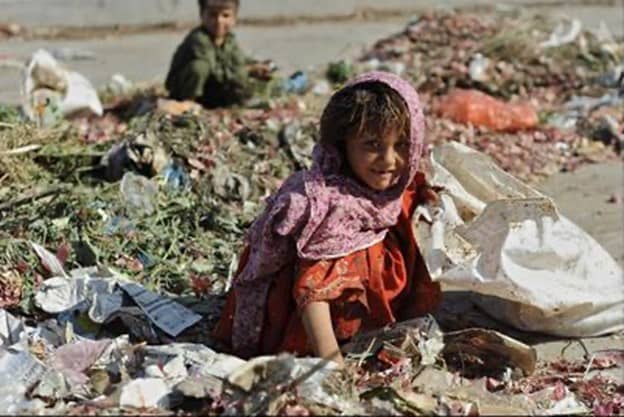 iran poverty girl garbage