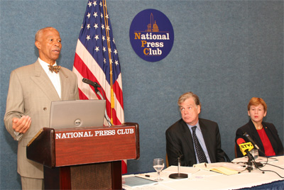 Prof. Raymond Tanter addressing the press conference