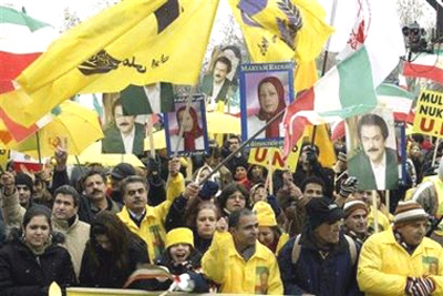 Thousands of Iranians rally in Vienna calling for referral of Iran nuclear file to UN Security Council