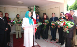 Maryam Rajavi celebrating removal of judicial restrictions at her residence