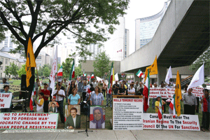 Iranians in Toronto call for protection of PMOI rights in Iraq