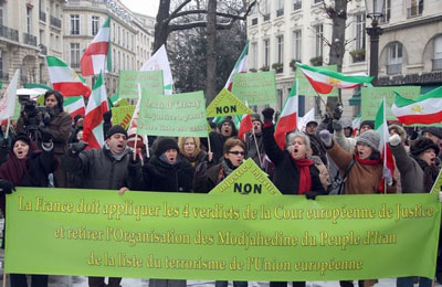 Demonstration in support of the PMOI in Paris  