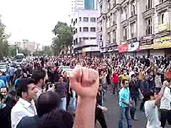 Protests by thousands in Tehran against mullahs' fraudulent election