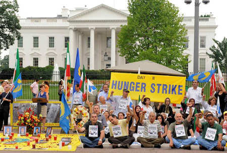 Demonstrators and hunger strikers gather in front of the White House in Washington August 8, 2009. The rally was held in support of Iranian exiles in Camp Ashraf in Iraq who have been forcibly removed and detained by Iraqi forces, resulting in deaths and injuries.