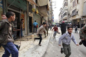 Syrian people scape bombing by Syrian regime