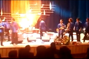 Plainclothes agents from the Iranian regime's Ministry of Intelligence and Security (MOIS) and  members of Basij para-military forces raided a music concert hall in the city of Yazd in May 2014.
