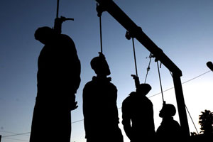 A group of prisoners hanged in public in Shiraz, Sep