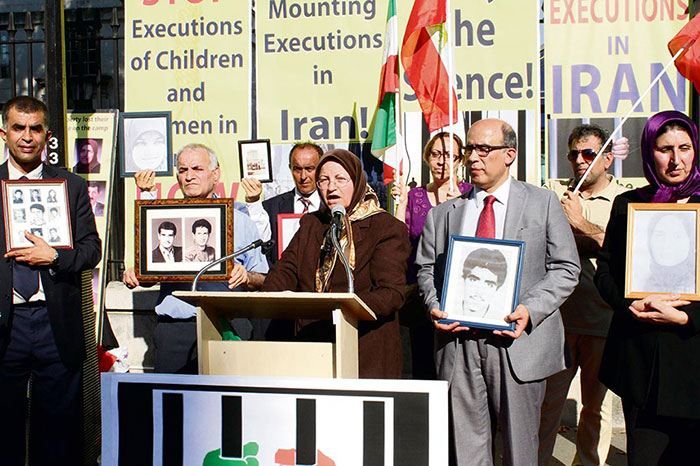 Former political prisoners of Iran living in the United Kingdom gathered outside Downing street 