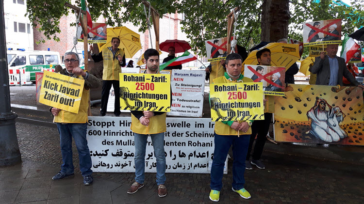 iranians-in-germany-protest-11